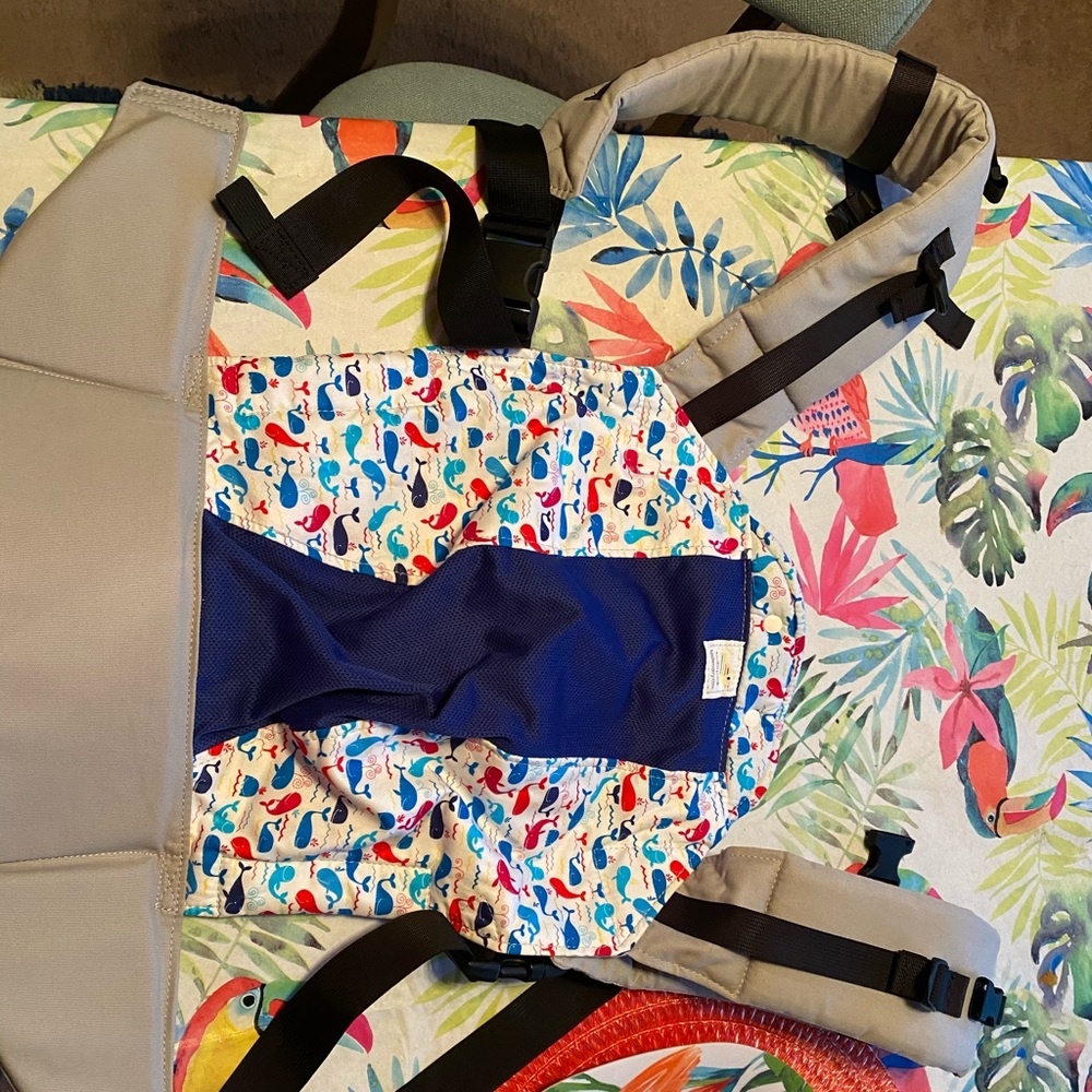 Kindercarry plus size whale pattern carrier